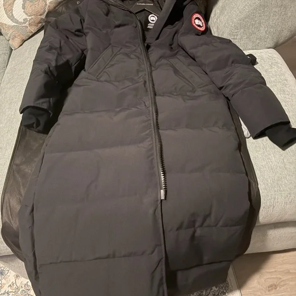 Canada Goose Black OuterwearMystique Parka